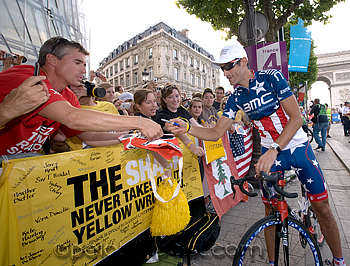 George Hincapie and fan