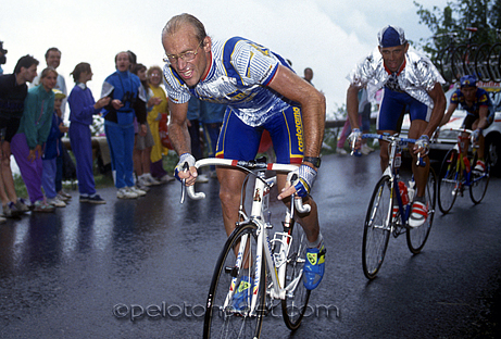 Fignon climbing Col de Joux Plane in pouring rain