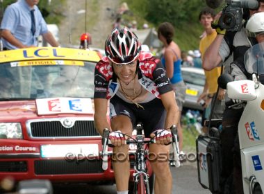 Carlos Sastre on Alpe d'Huez