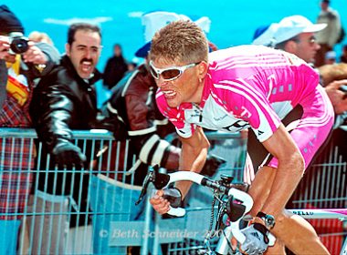 Jan Ullrich racing in 2000