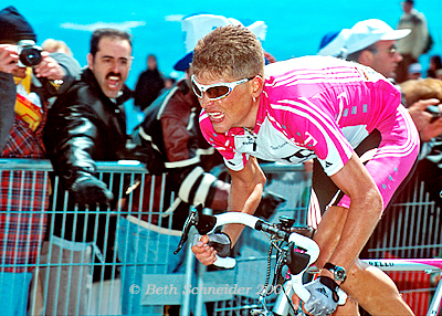 Jan Ullrich racing in 2000