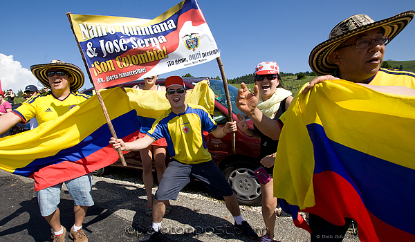 Colombian fans cheering